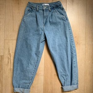 Slouchy jeans Zara